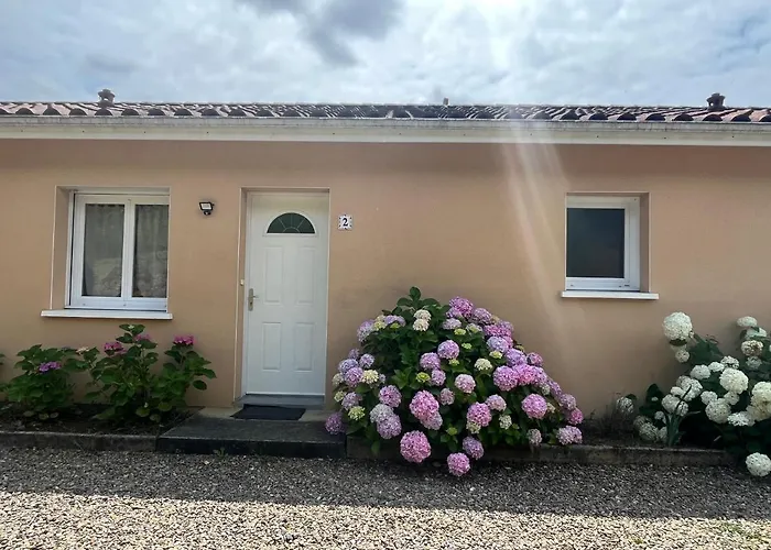 Les Iris 1 T2 45m2 A 300m Des Thermes Eugenie-les-Bains